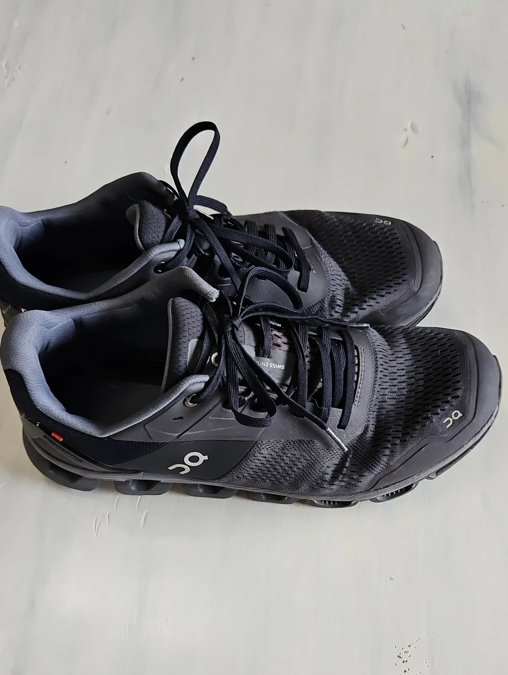 Size 11 Men's Black On Running Cloud 2 Running Shoes In Good Conditon